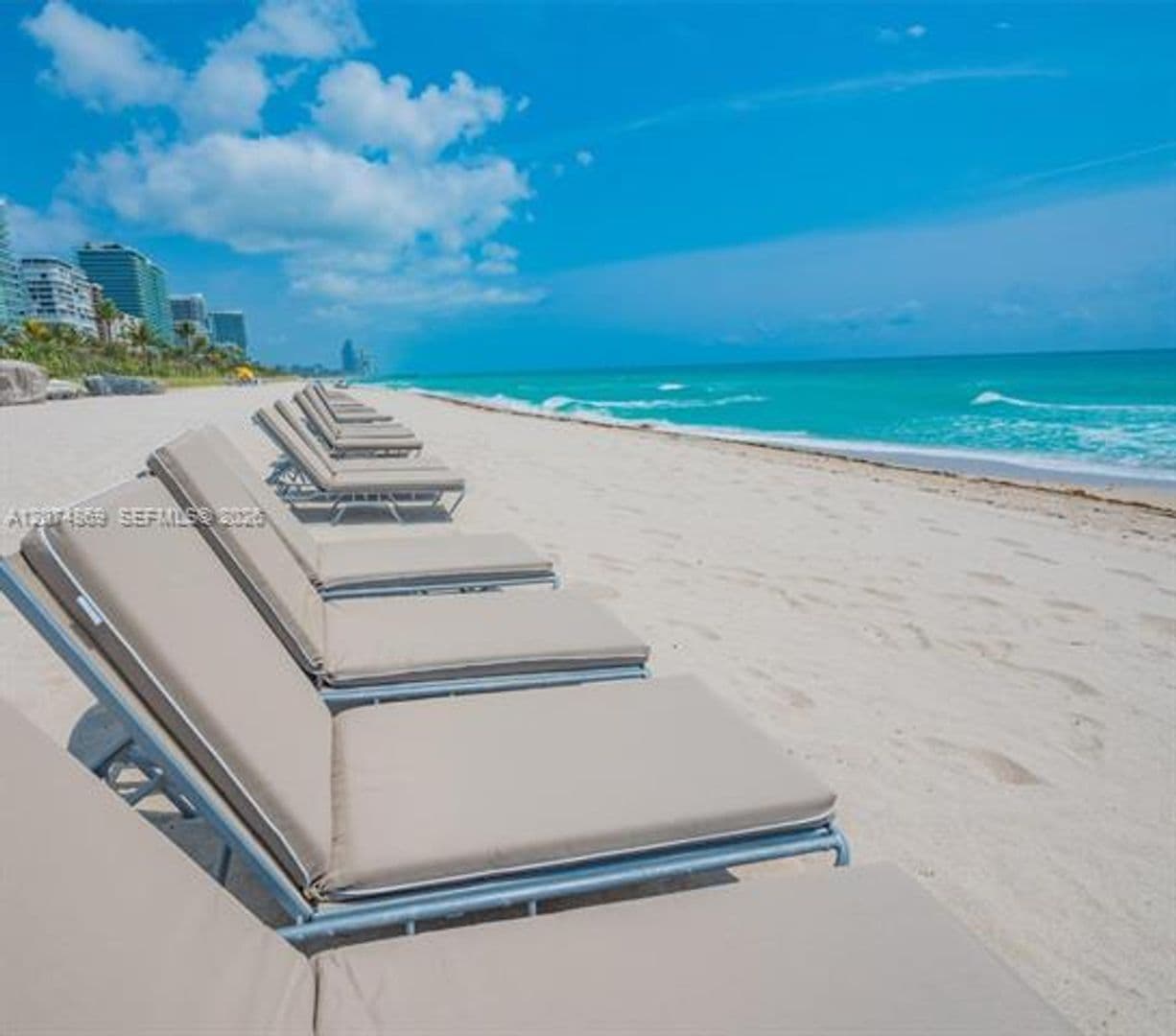 Bal Harbour Condo: 9801 Collins Ave cu-14T