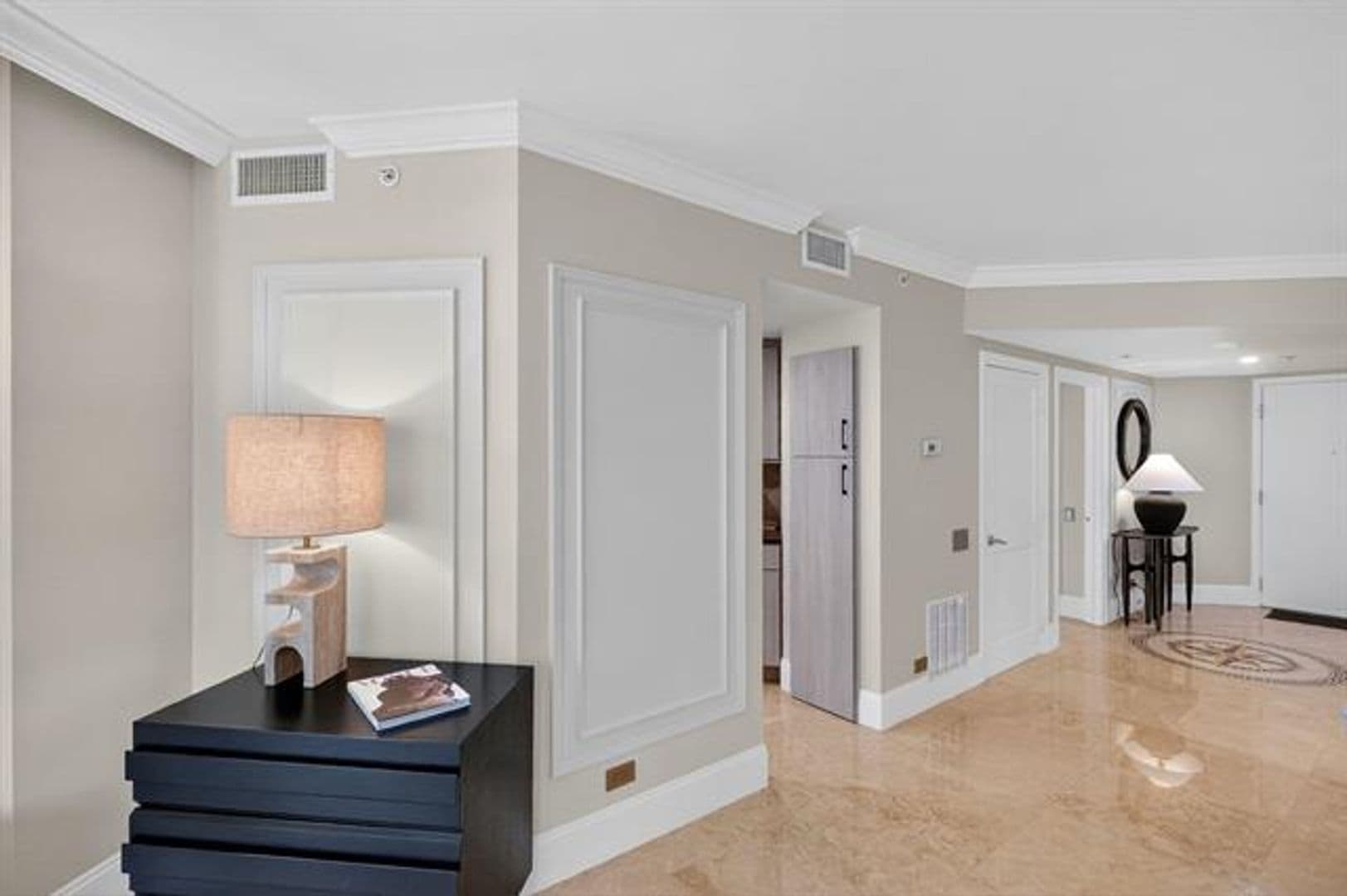 Miami Condo: 701 Brickell Key Blvd cu-1604