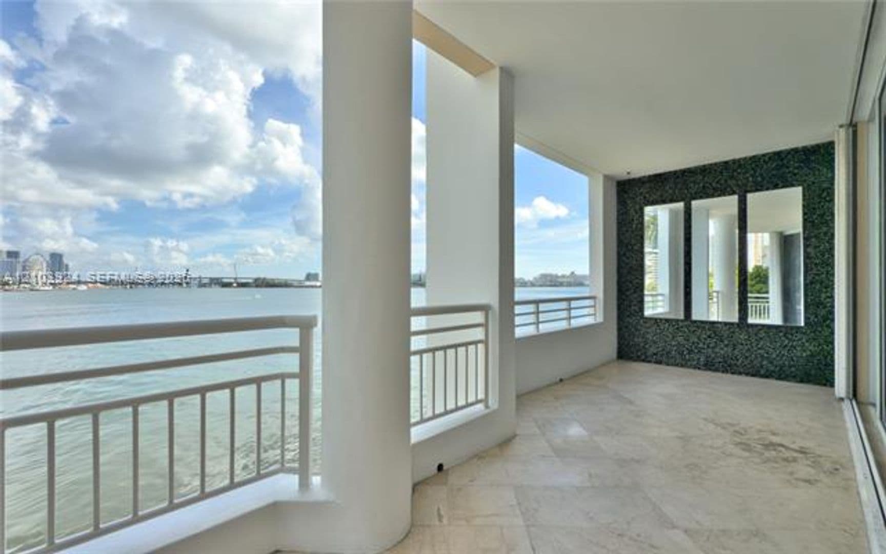 Miami Condo: 848 Brickell Key Dr cu-306