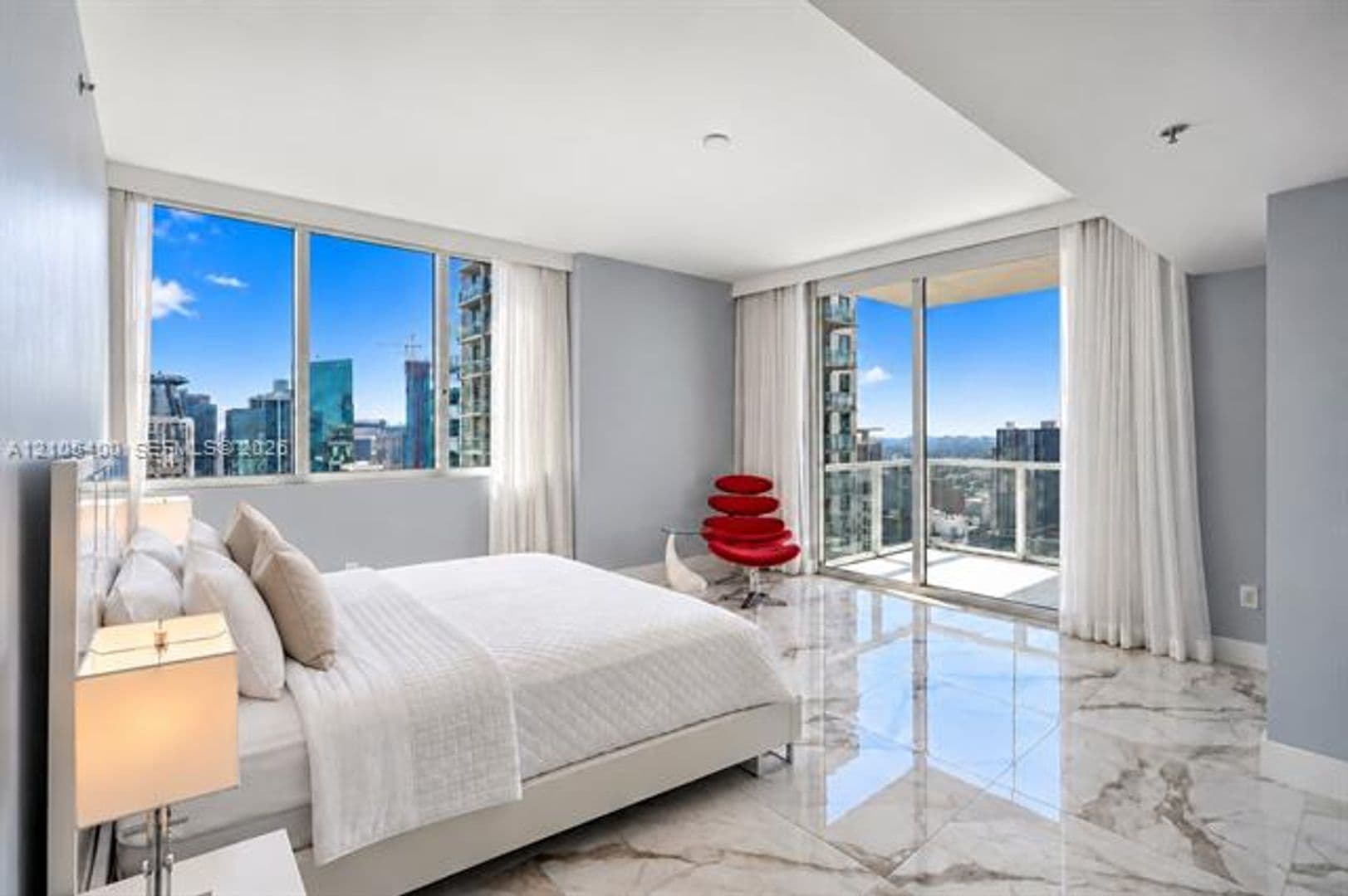 Miami Condo: 244 Biscayne Blvd cu-4308