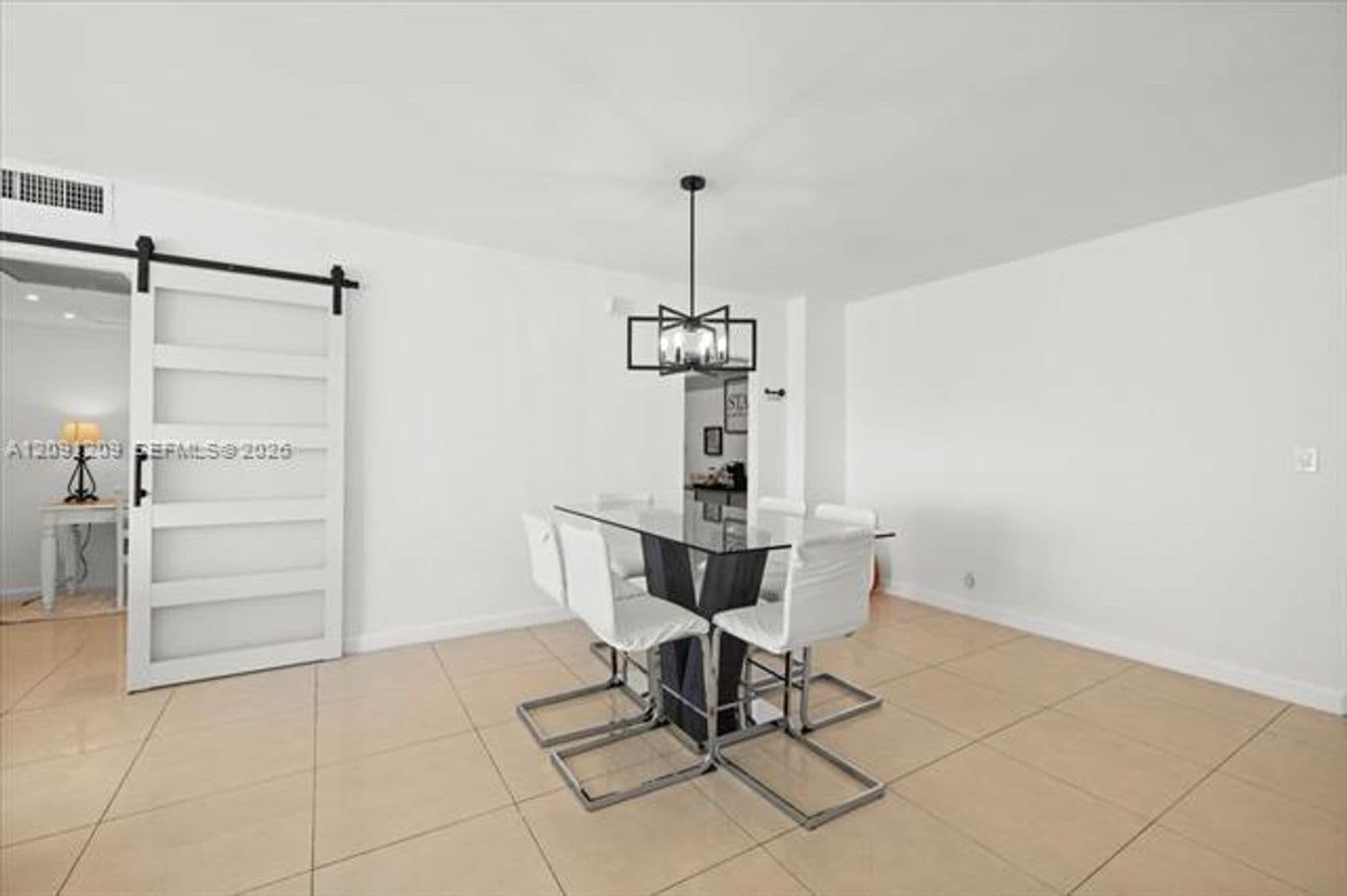 Hollywood Condo: 4001 S Ocean Dr cu-10R