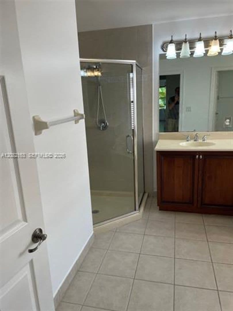 Miramar House: 17404 SW 47th Ct # 17404