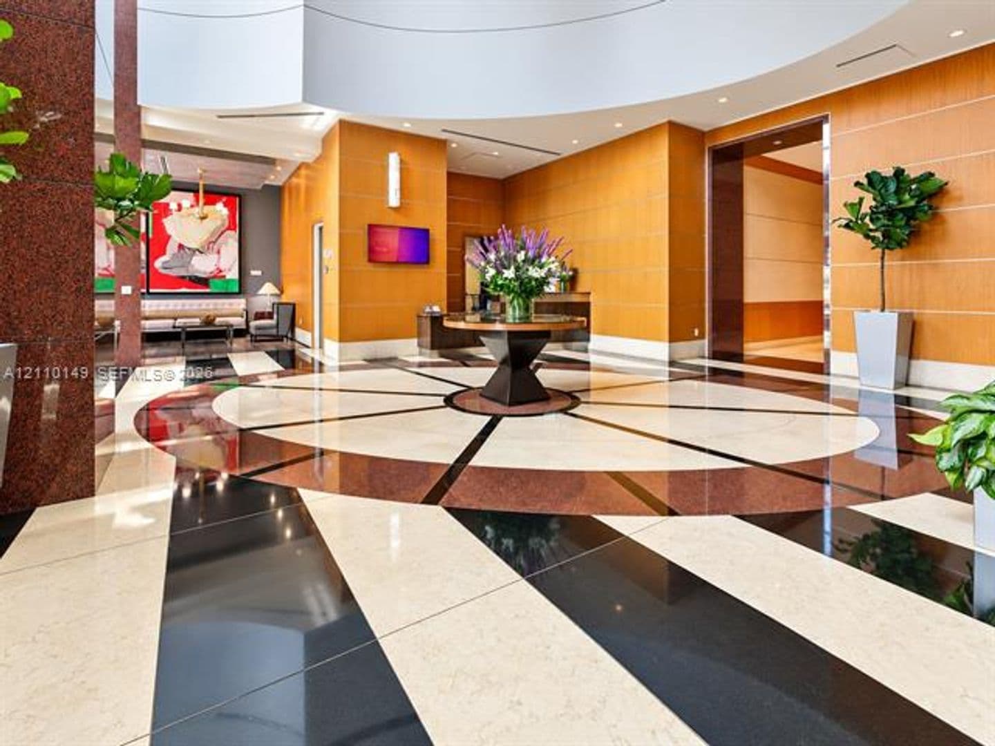 Miami Condo: 244 Biscayne Blvd cu-2405