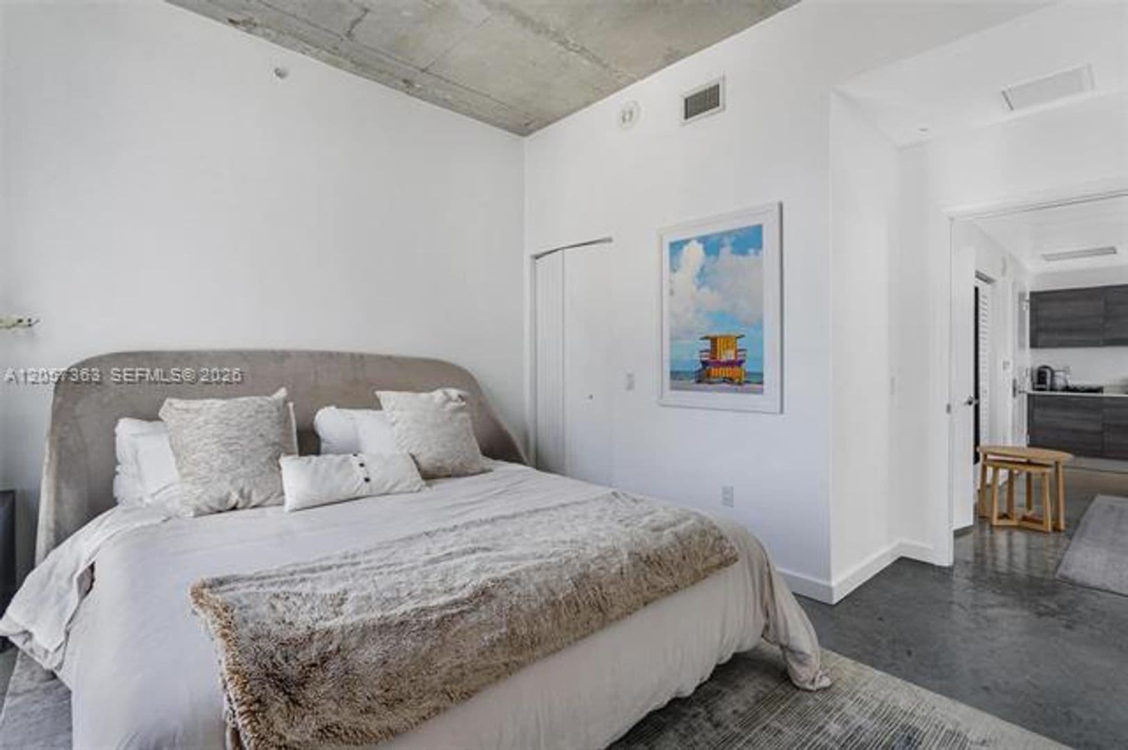Miami Condo: 151 SE 1st St cu-2102