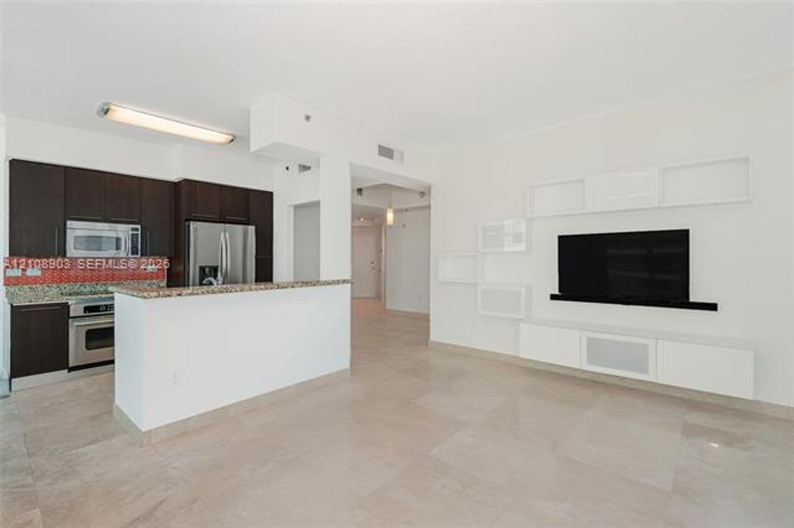 Miami Beach Condo: 6515 Collins Ave cu-1509