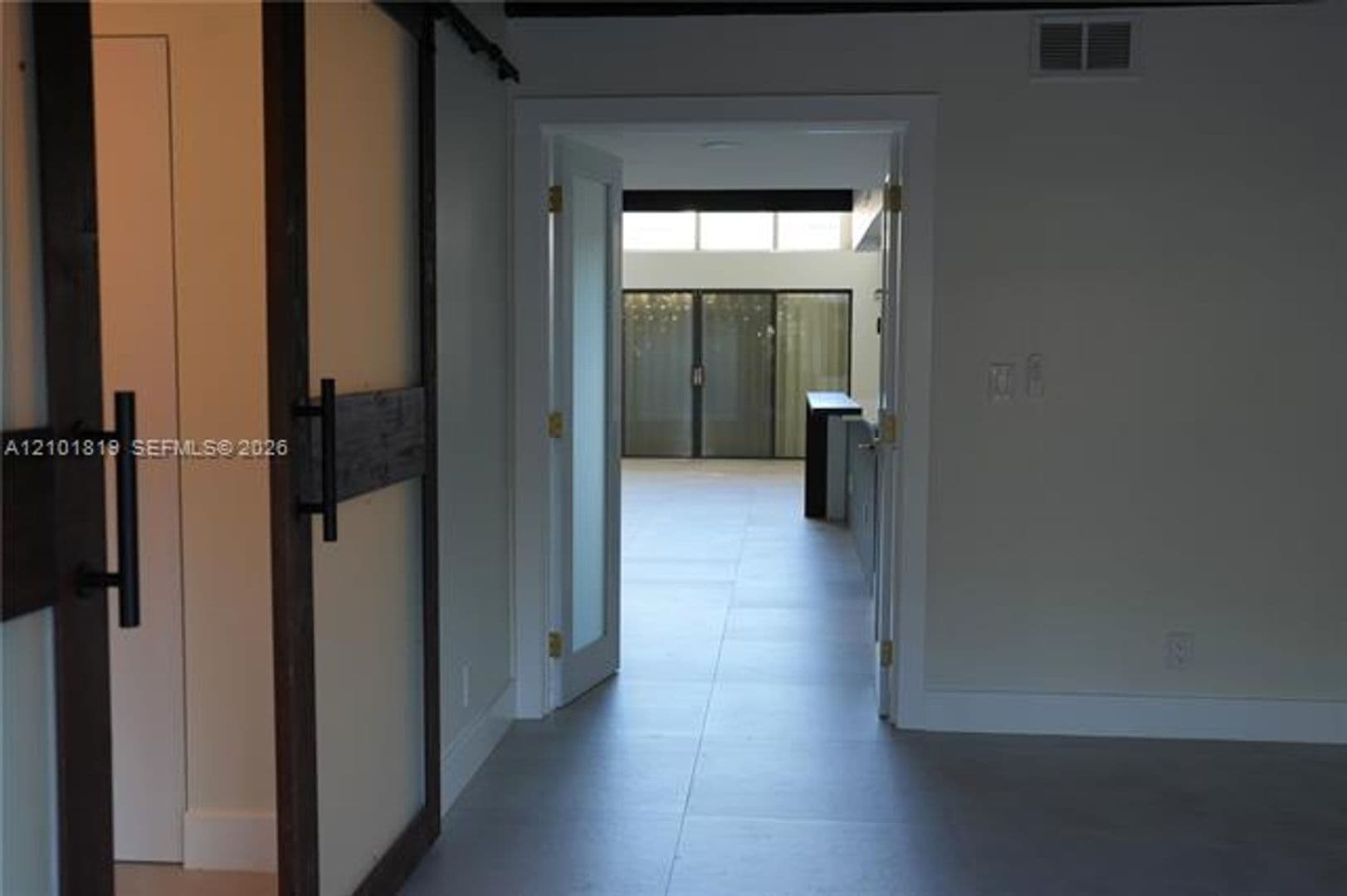 Plantation Townhome: 701 E Coco Plum Cir th 8