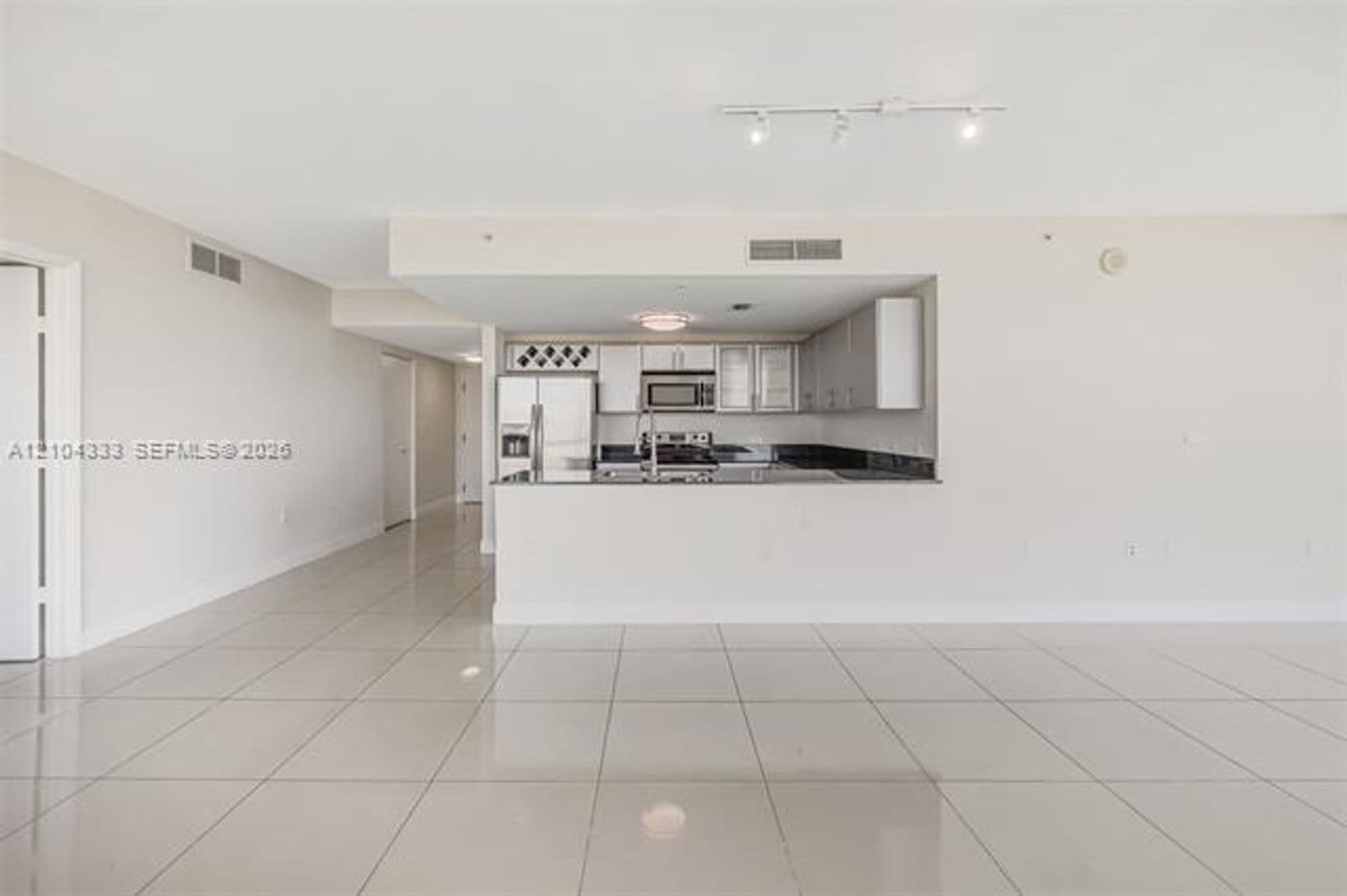 Miami Condo: 1861 NW S River Dr cu-1806