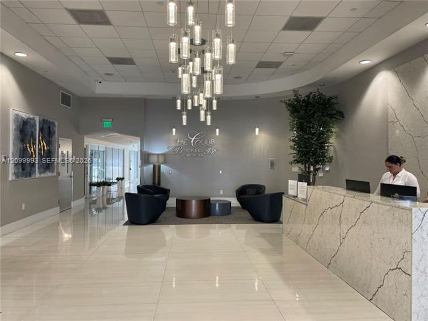 Miami Condo: 1200 Brickell Bay Dr cu-3104