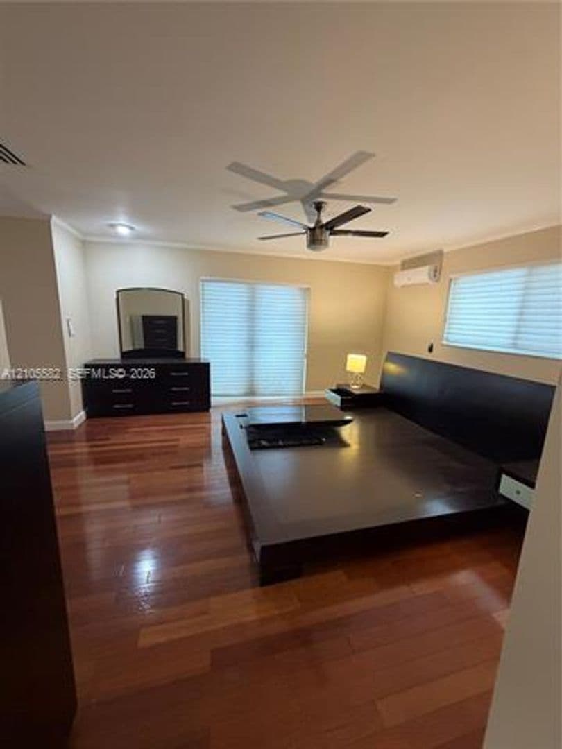 Miami House: 2215 NE 204th St # 2215
