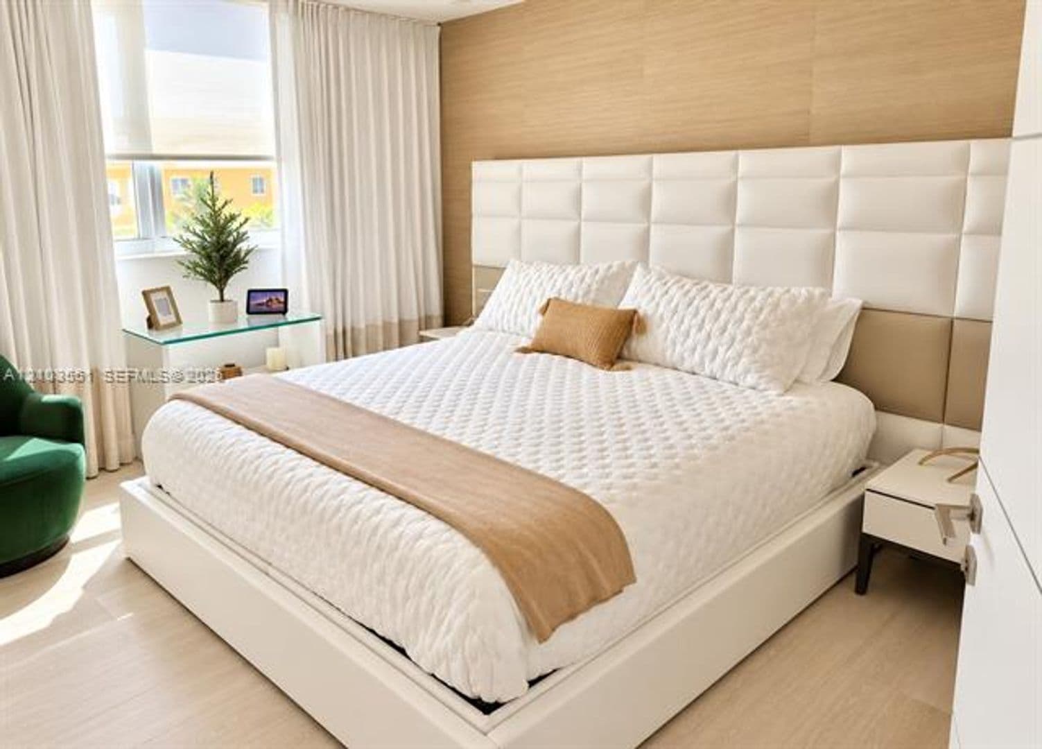 Miami Beach Condo: 90 Alton Rd cu-511