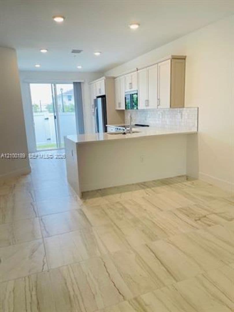 Pembroke Pines Townhome: 164 SW 171st Ln th 164
