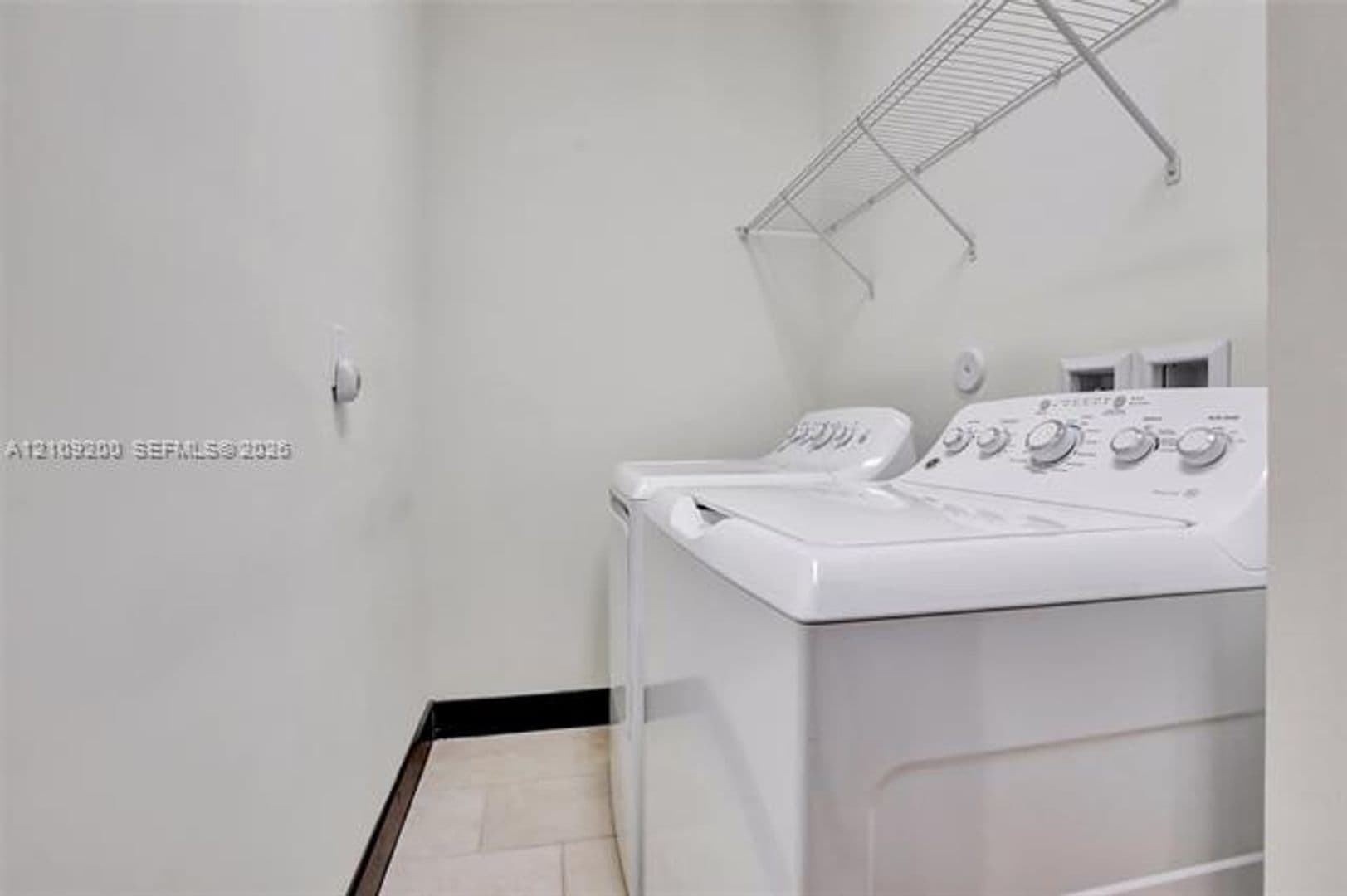 Miami Lakes Townhome: 16011 NW 91st Ct th 16011