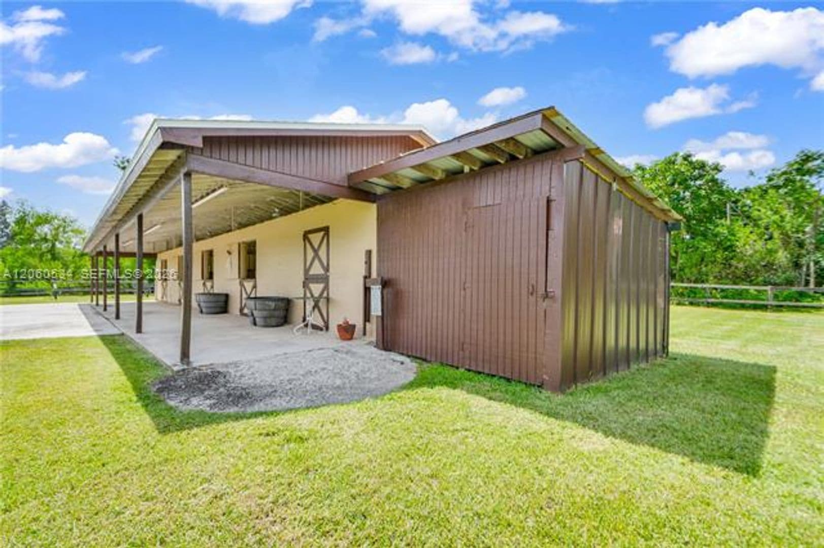 Southwest Ranches House: 17680 SW 54th St # 17680