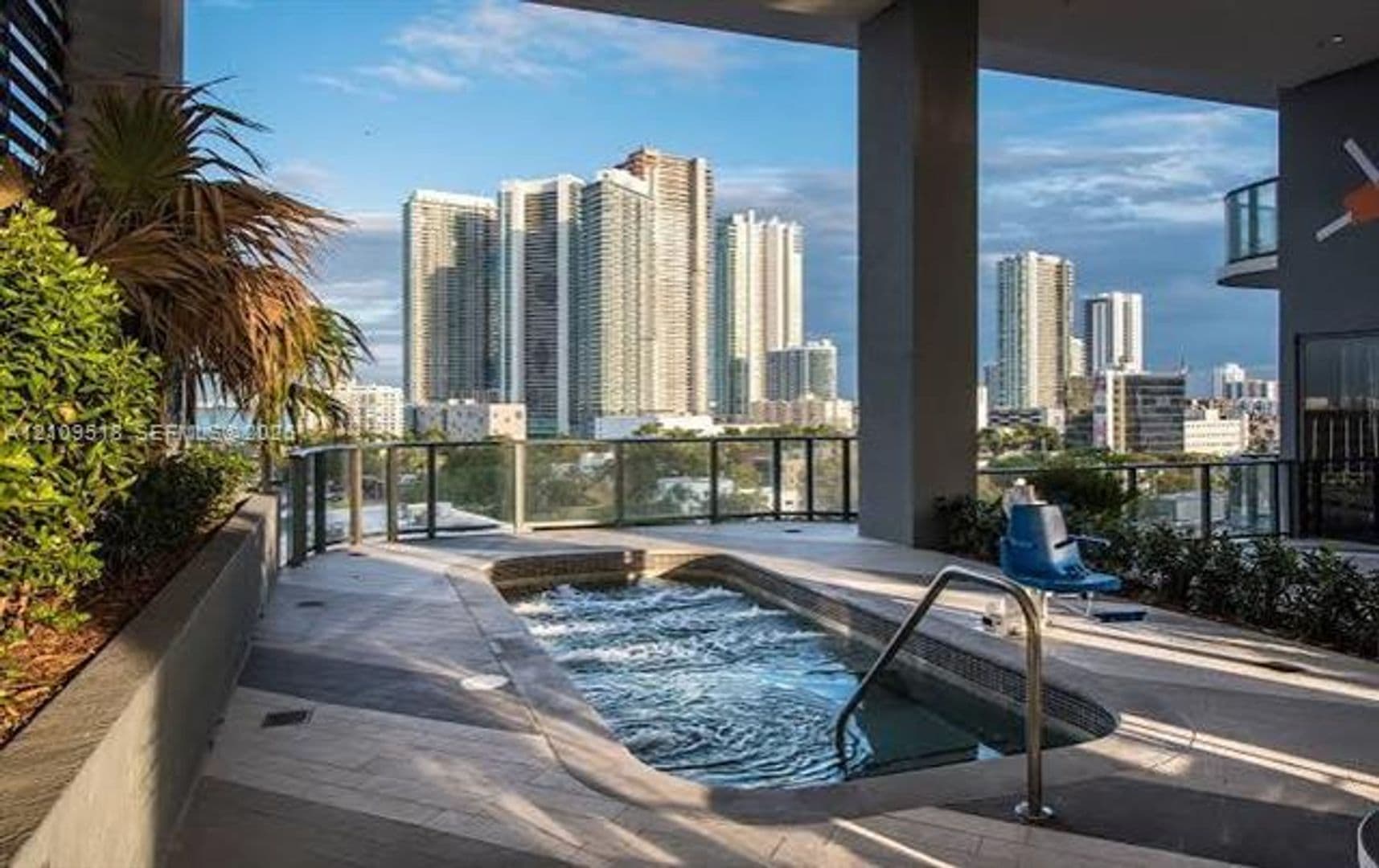 Miami Condo: 121 NE 34th St cu-2016