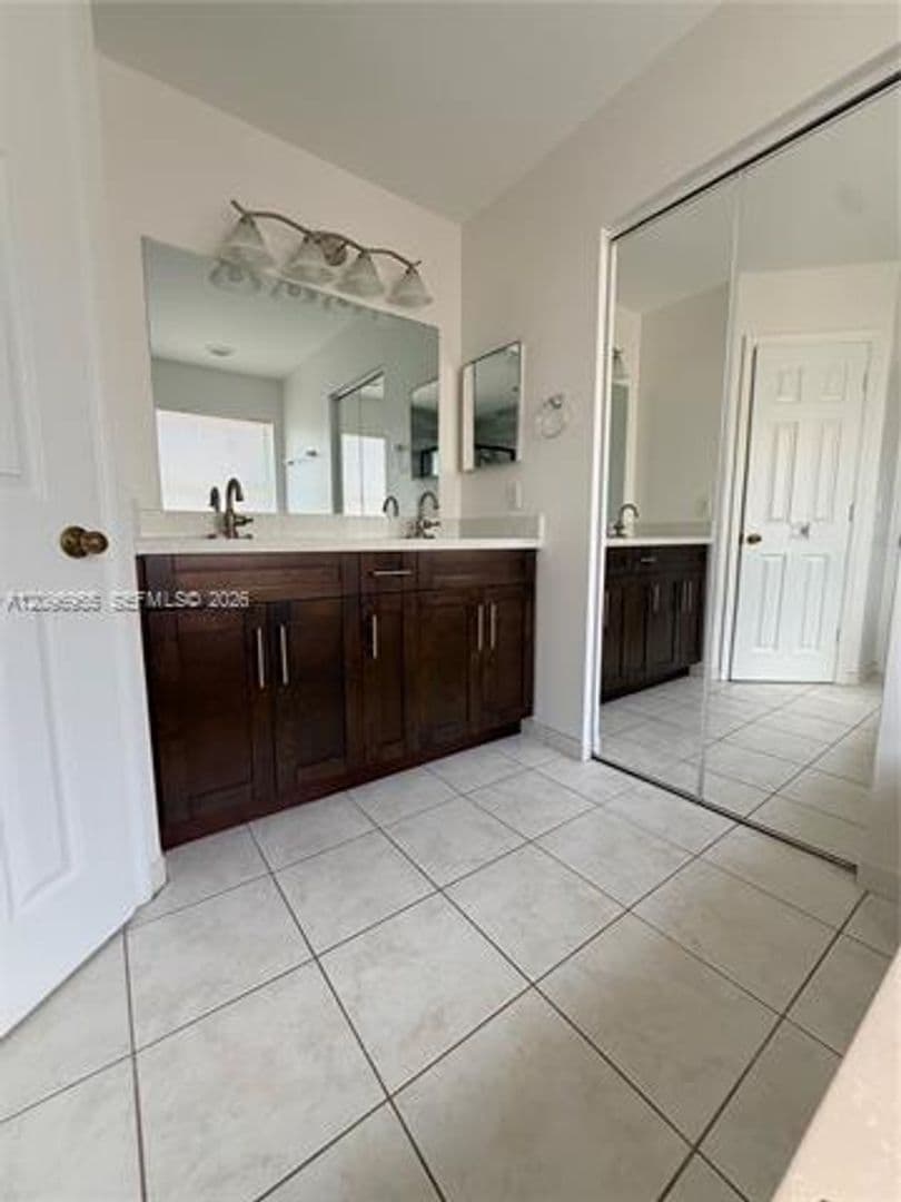 Miramar House: 13468 SW 23rd St # 13468