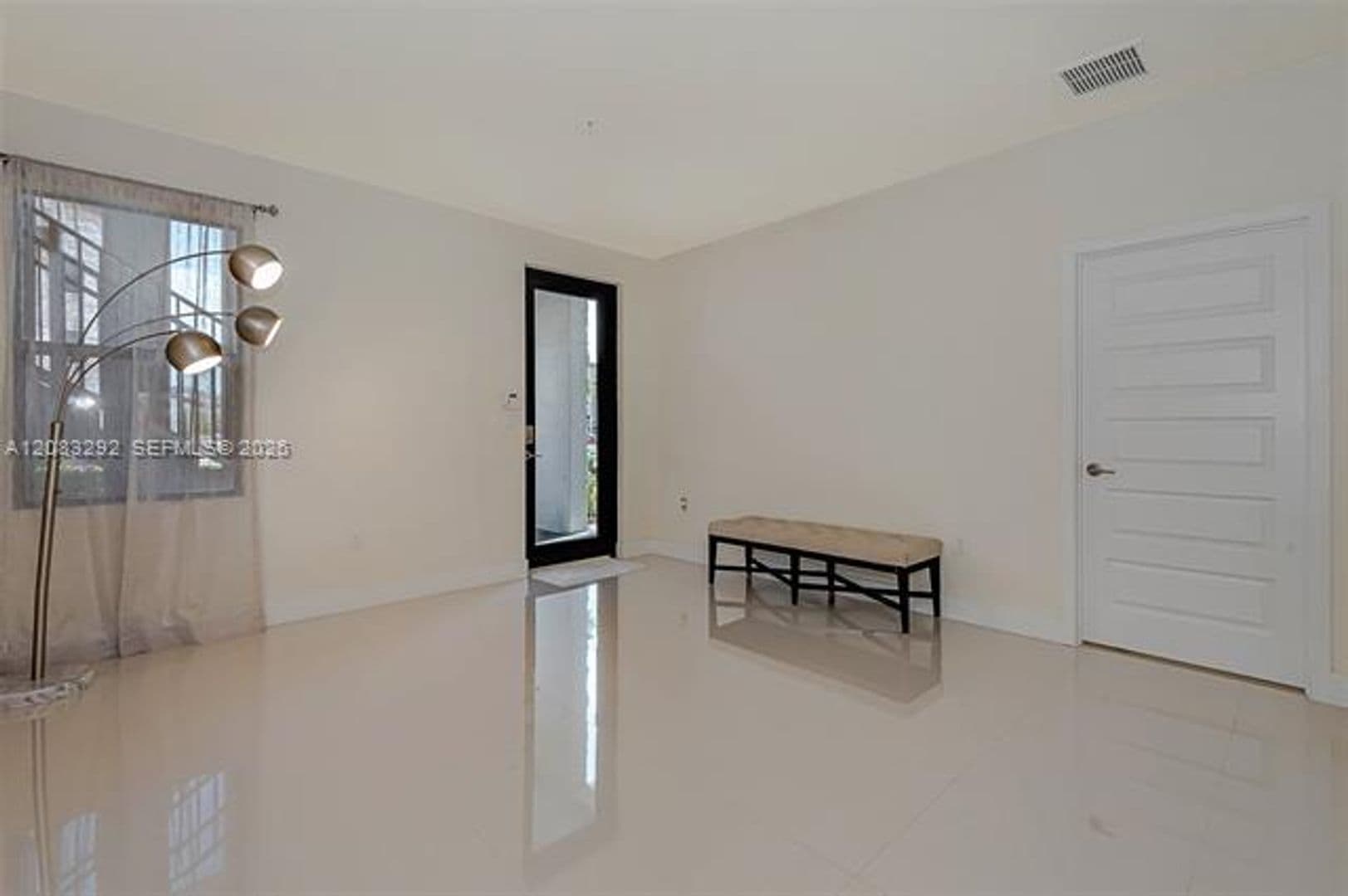 Doral Condo: 7809 NW 104th Ave cu-7