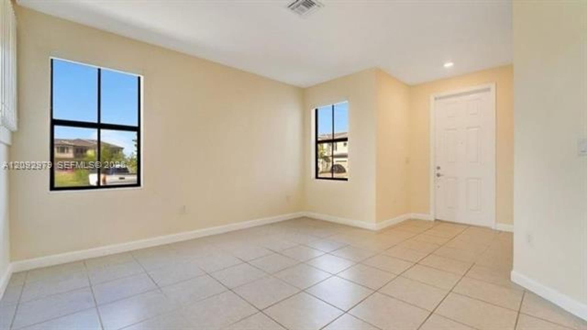 Hialeah Townhome: 11068 W 33rd Ct th 11068