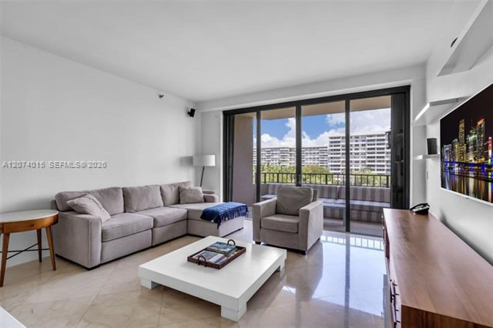 Key Biscayne Condo: 251 Crandon Blvd cu-431