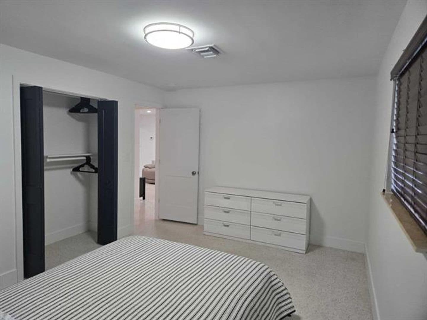 Fort Lauderdale House: 1140 SW 32nd St # 1140