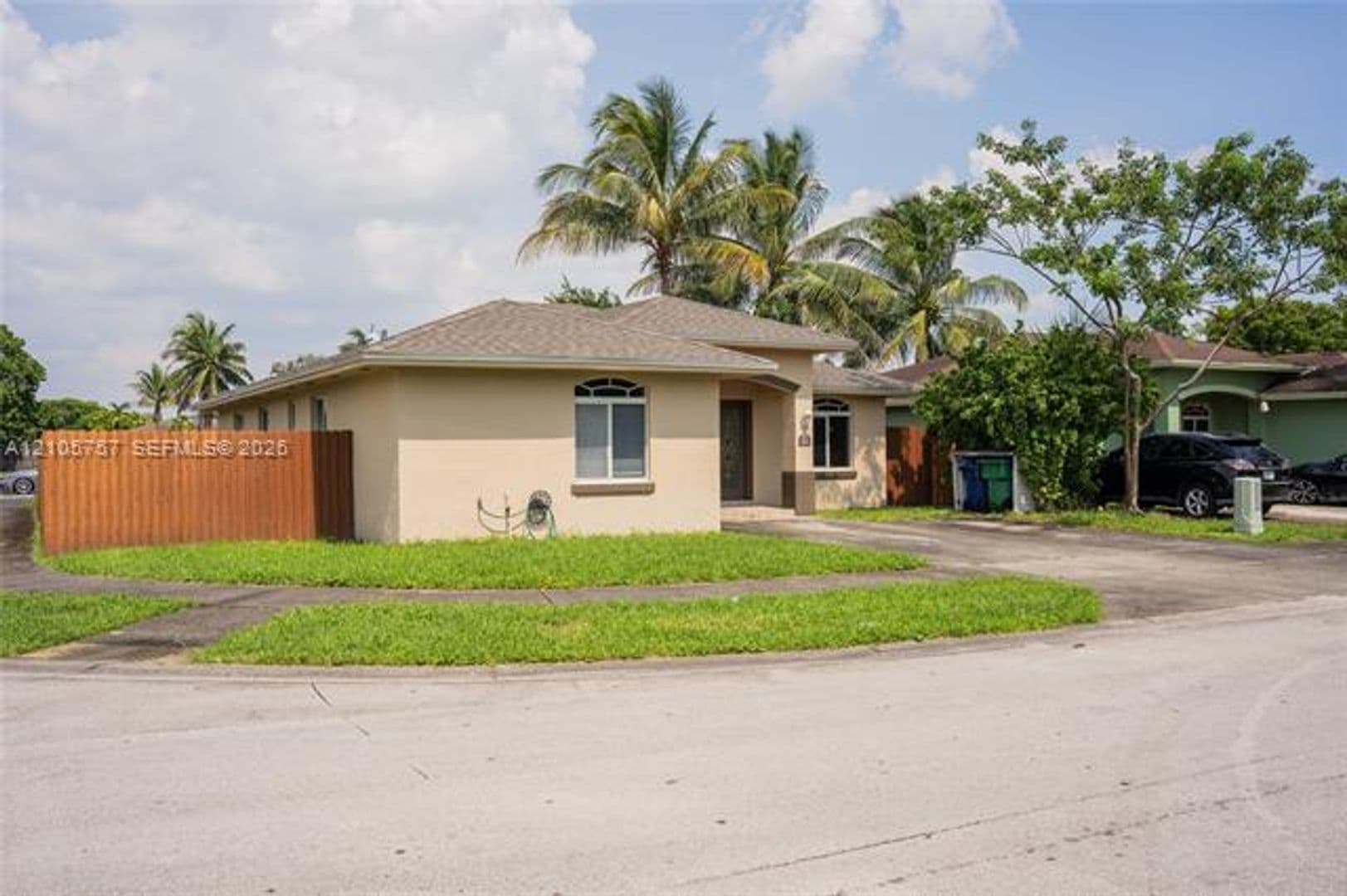 Miami Gardens House: 3783 NW 201st Ter # 3783