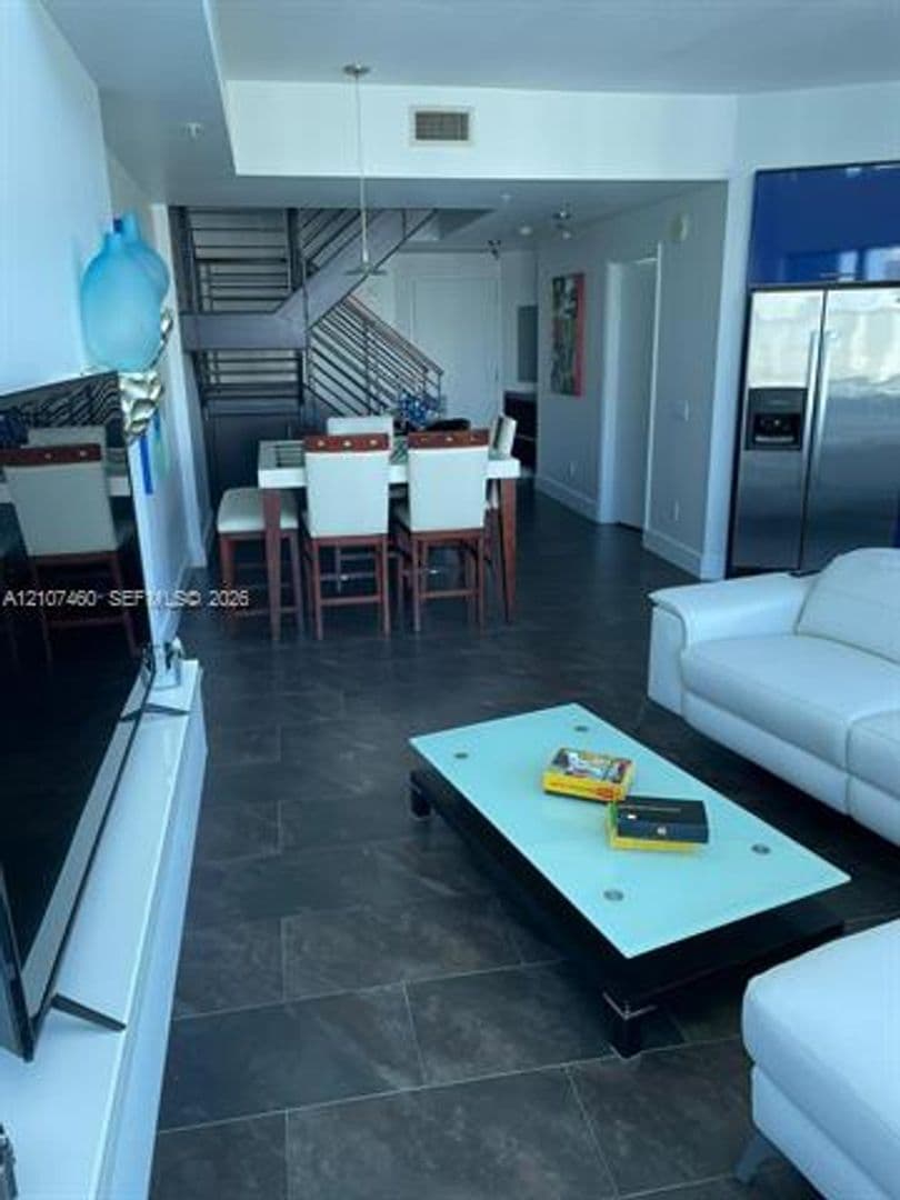 Miami Condo: 60 SW 13th St cu-3426