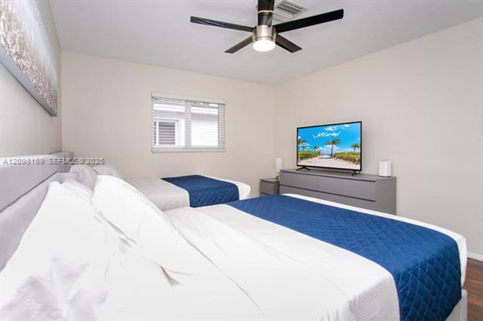 Hollywood House: 1254 Harrison St # 1254