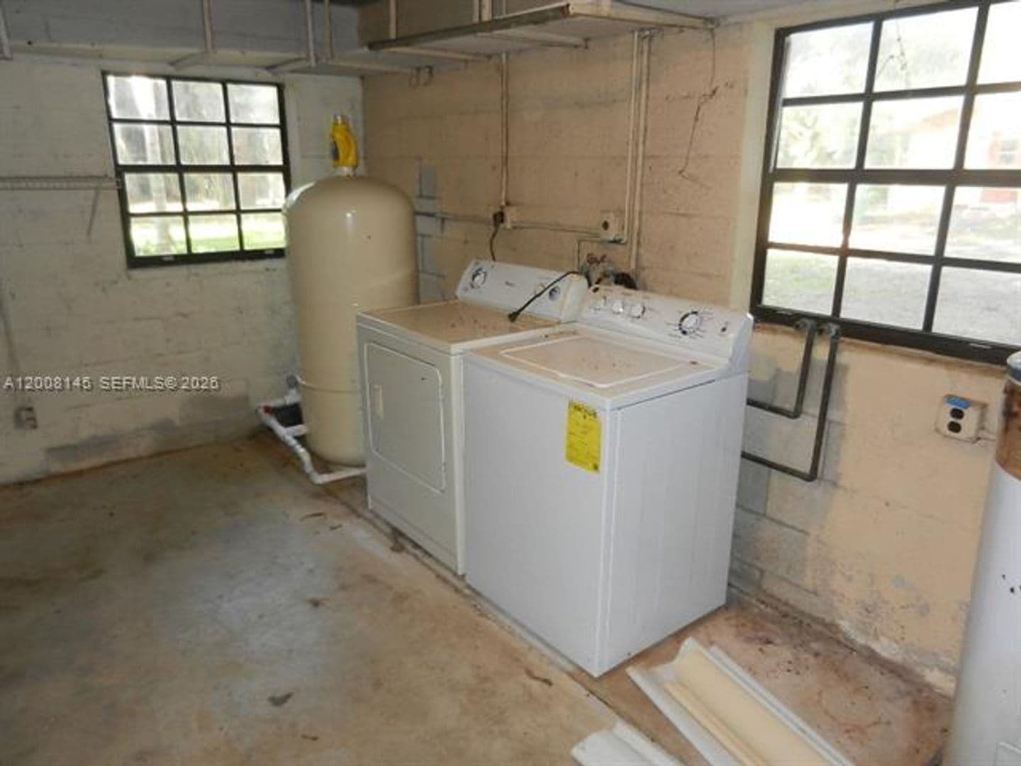 Homestead House: 18950 SW 240th St # 18950