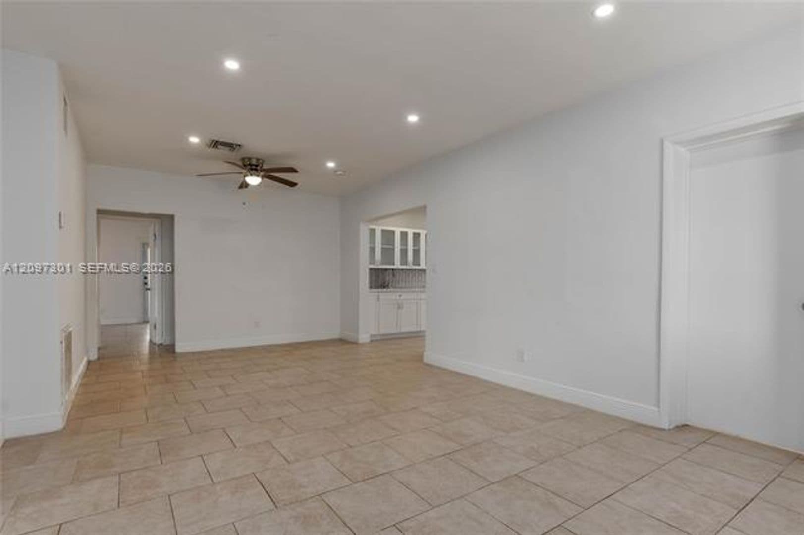 Miami House: 3916 SW 58th Ave # 3916