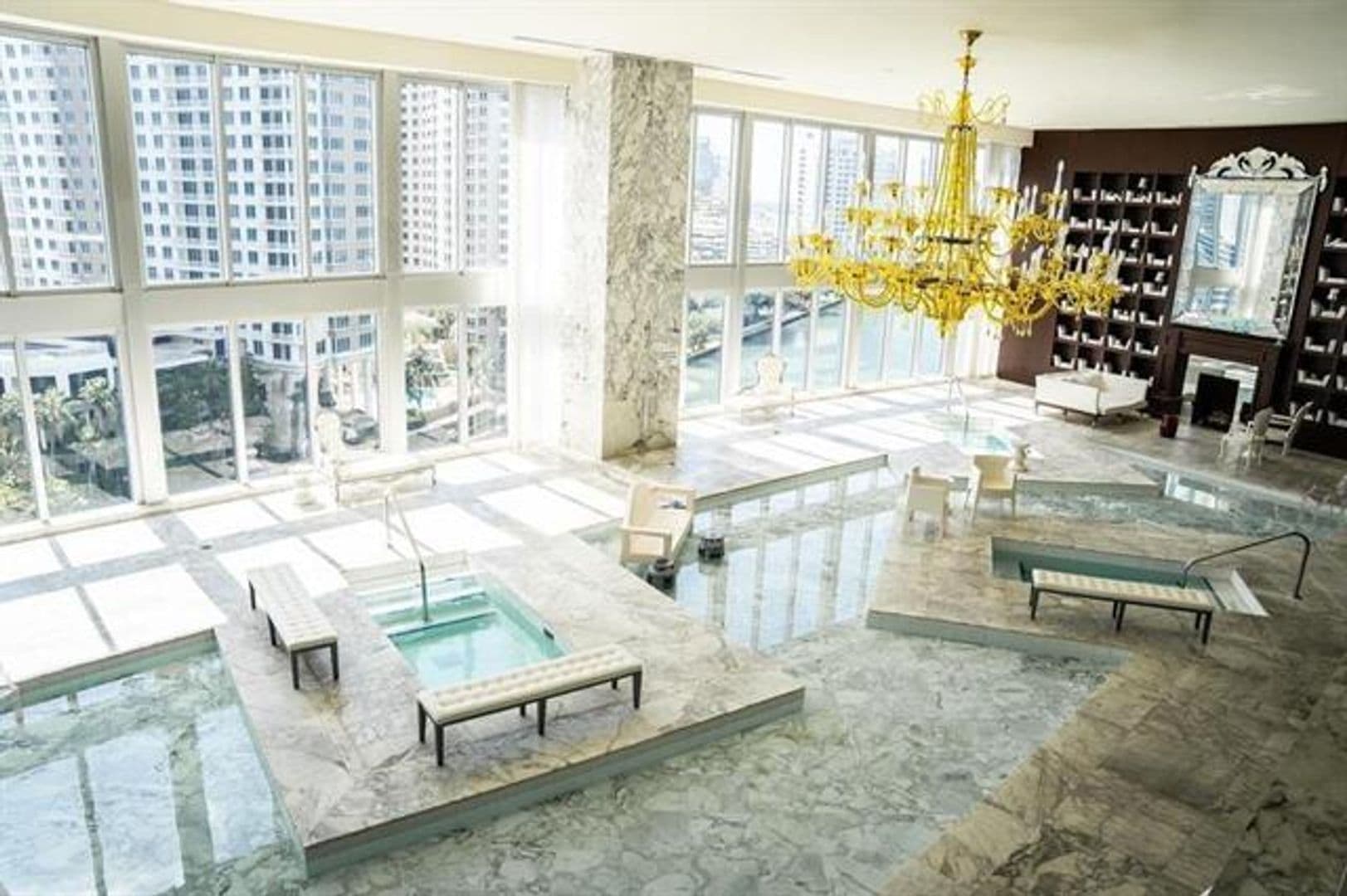 Miami Condo: 495 Brickell Ave cu-1605