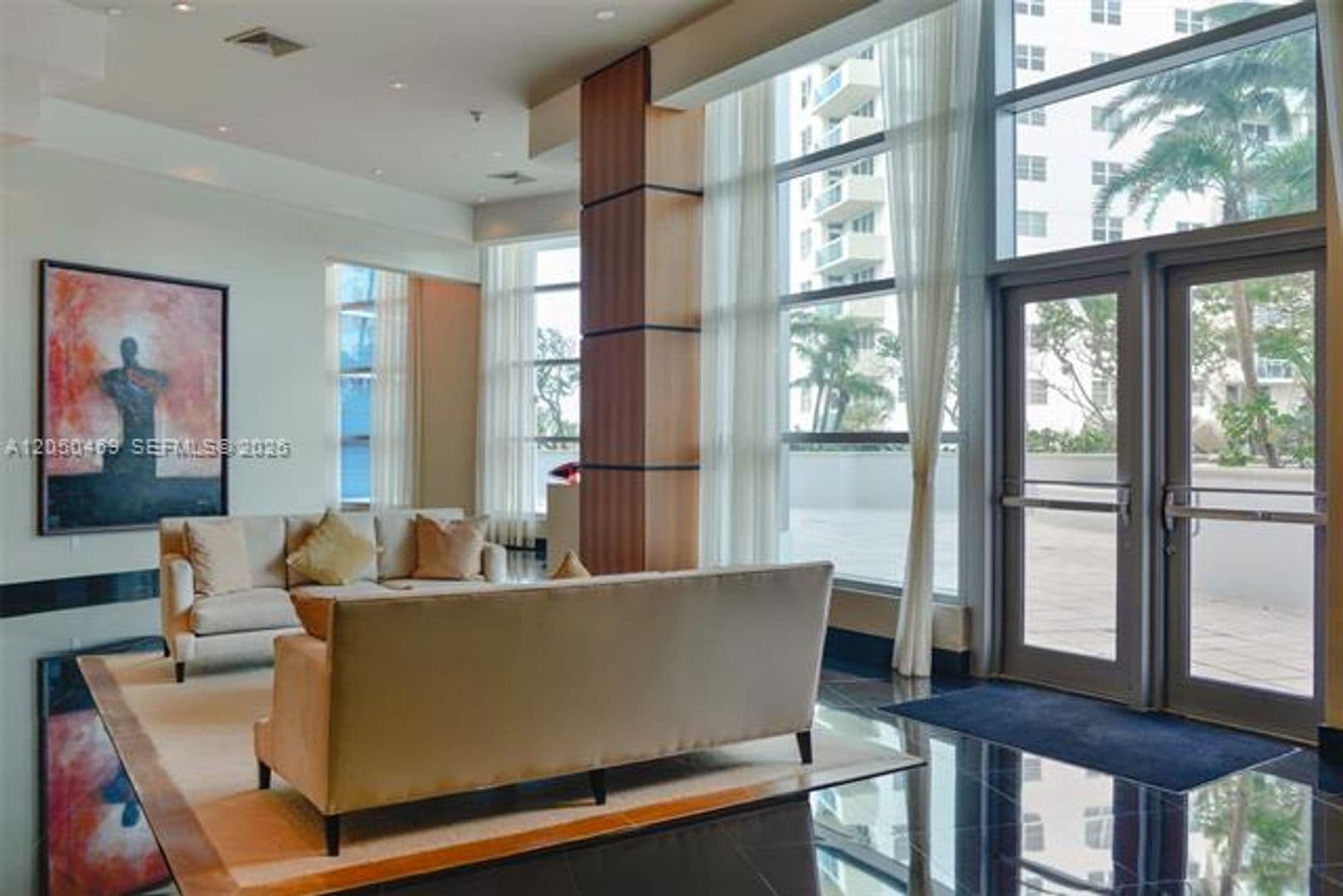 Hollywood Condo: 3101 S Ocean Dr cu-404