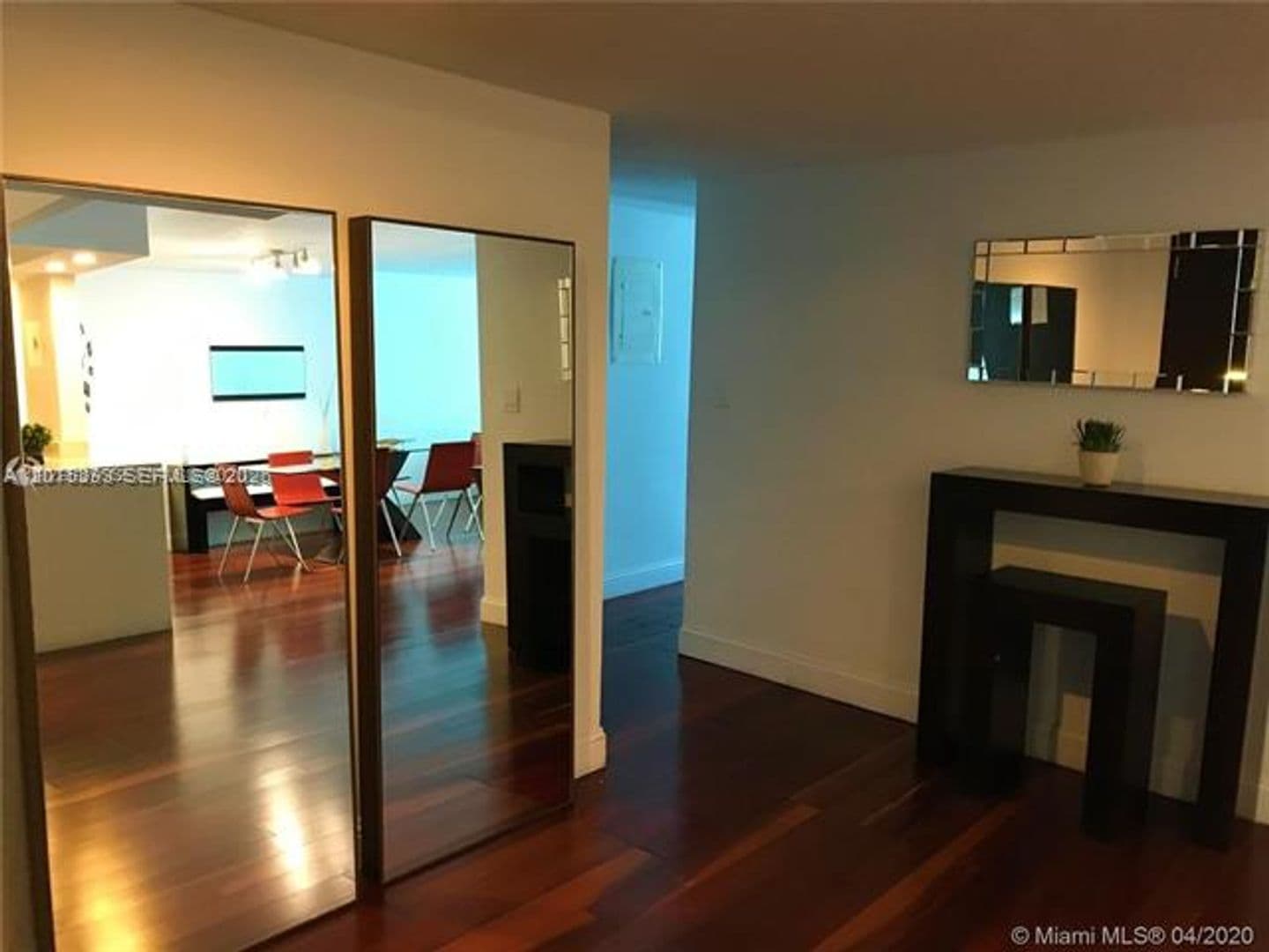 Bal Harbour Condo: 290 Bal Bay Dr cu-104