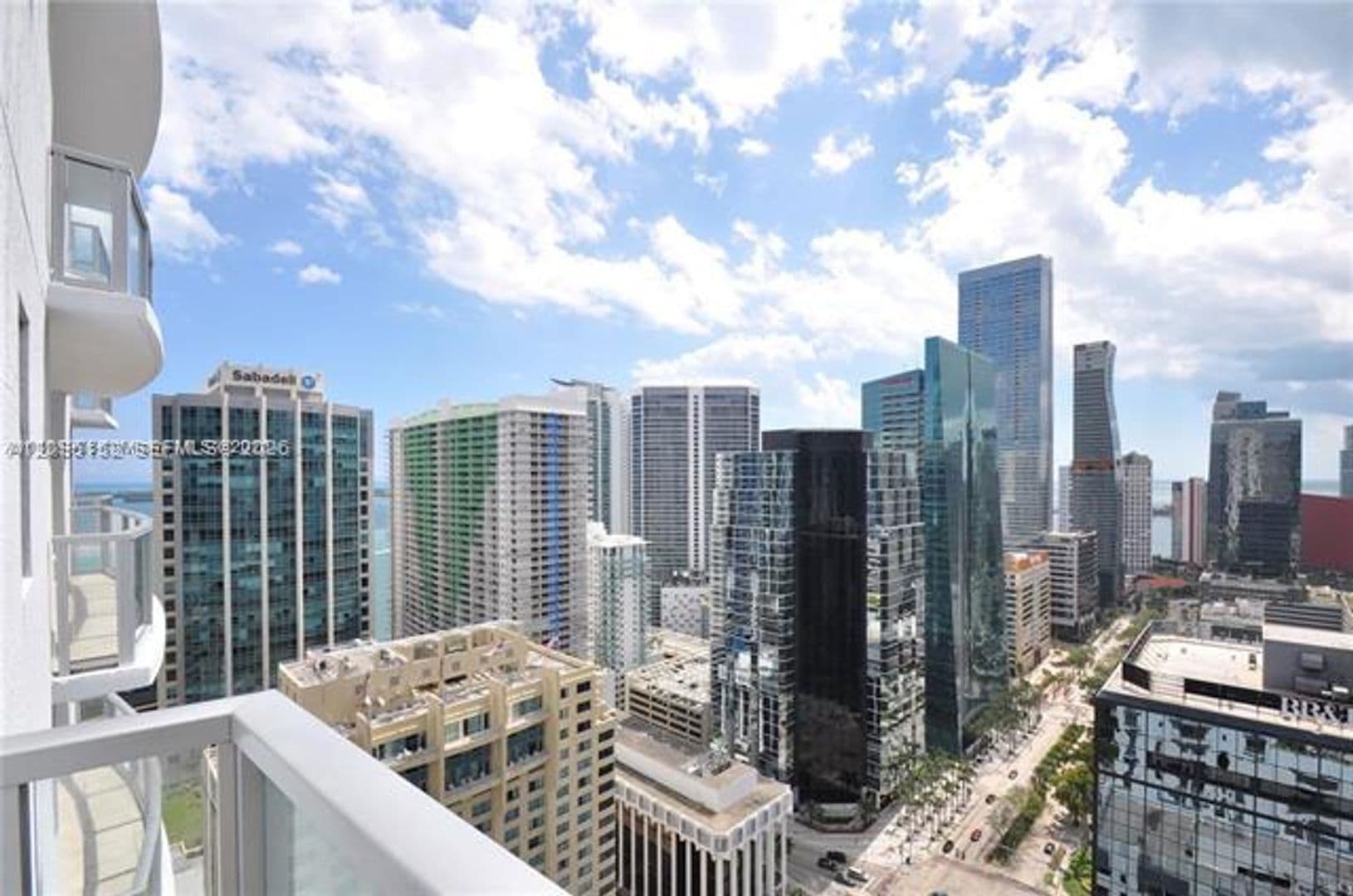 Miami Condo: 1060 Brickell Ave cu-3111