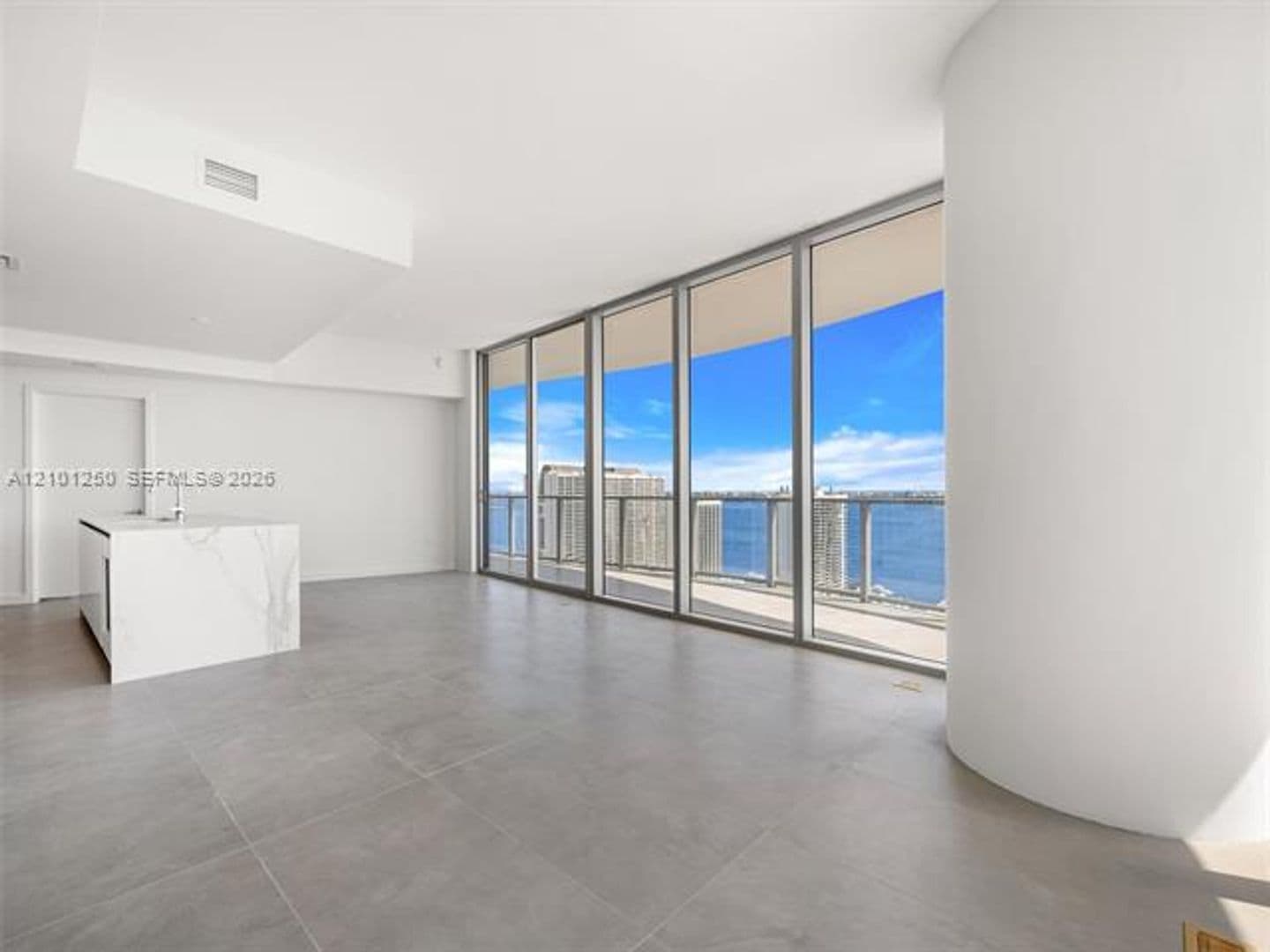 Miami Condo: 1400 Biscayne Blvd cu-701