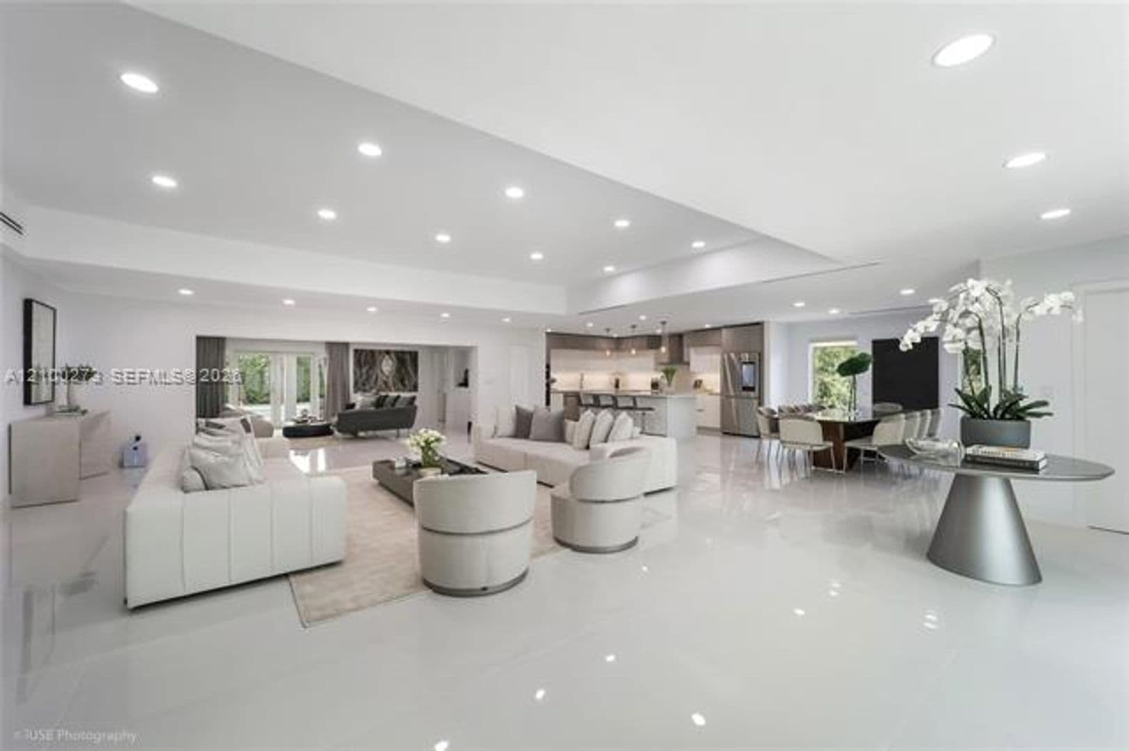 Miami House: 4730 Bay Point Rd # 4730