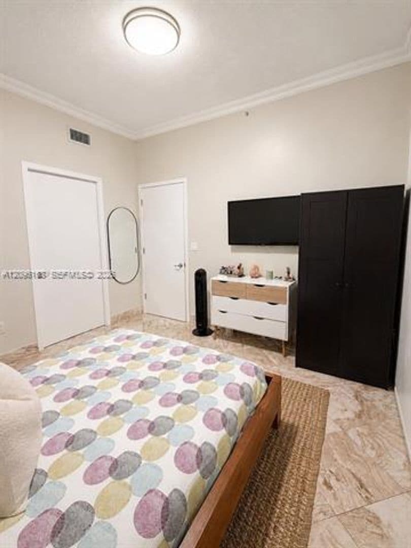 Miami Condo: 3470 E Coast Ave cu-H1206