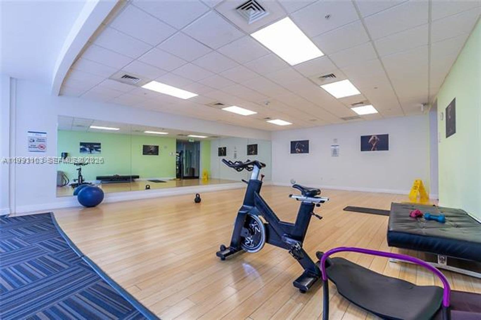 Miami Condo: 1750 N Bayshore Dr cu-2401