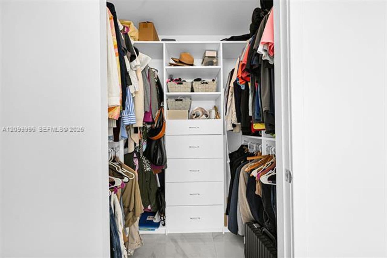 Miami Condo: 1111 SW 1st Ave cu-2714-N