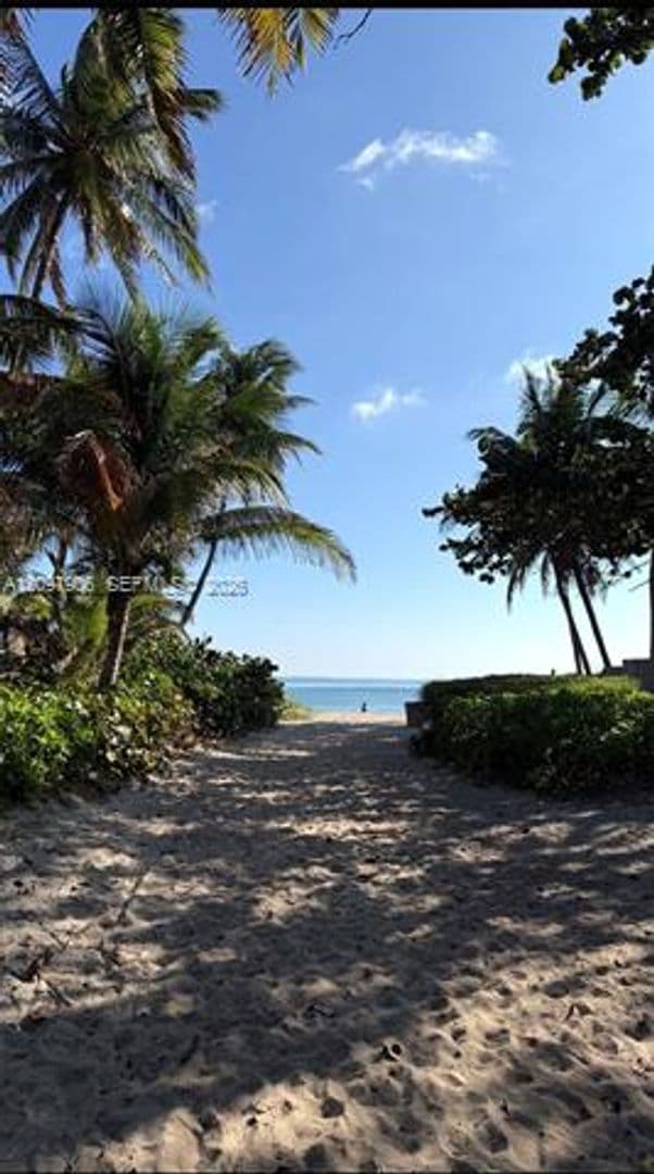 Fort Lauderdale Condo: 3031 N Ocean Blvd cu-404