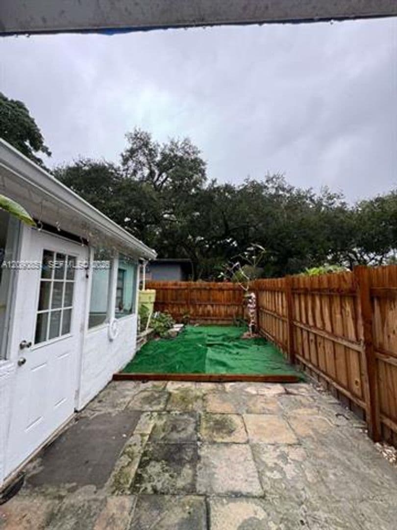 Fort Lauderdale House: 1416 SW 27th St # 1416