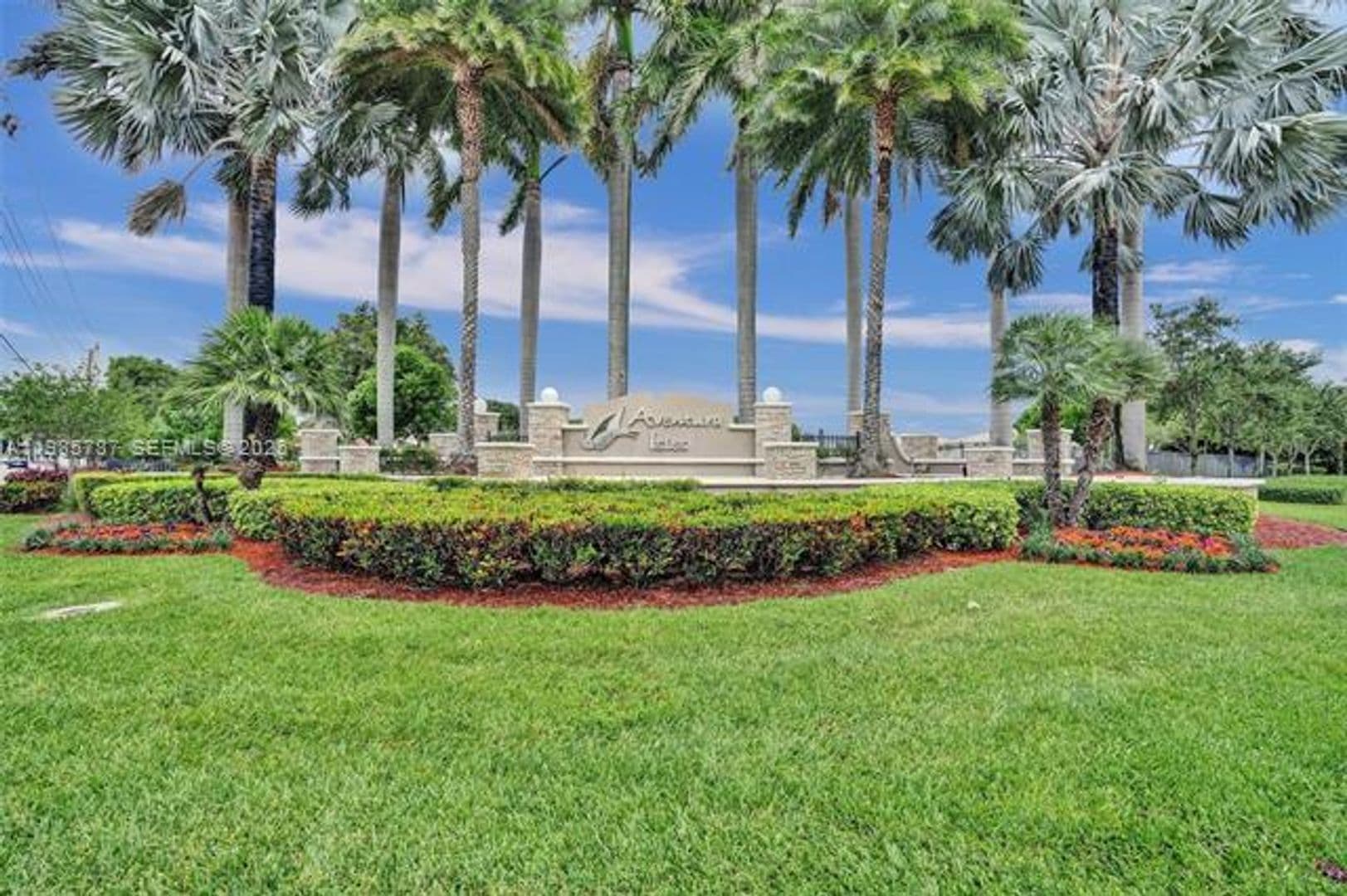 Miami House: 760 NE 193rd Ter # 760