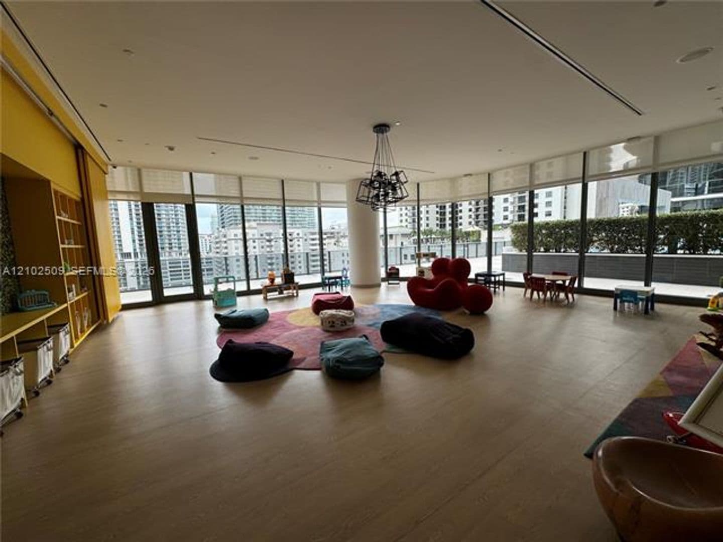 Miami Condo: 45 SW 9th St cu-3010