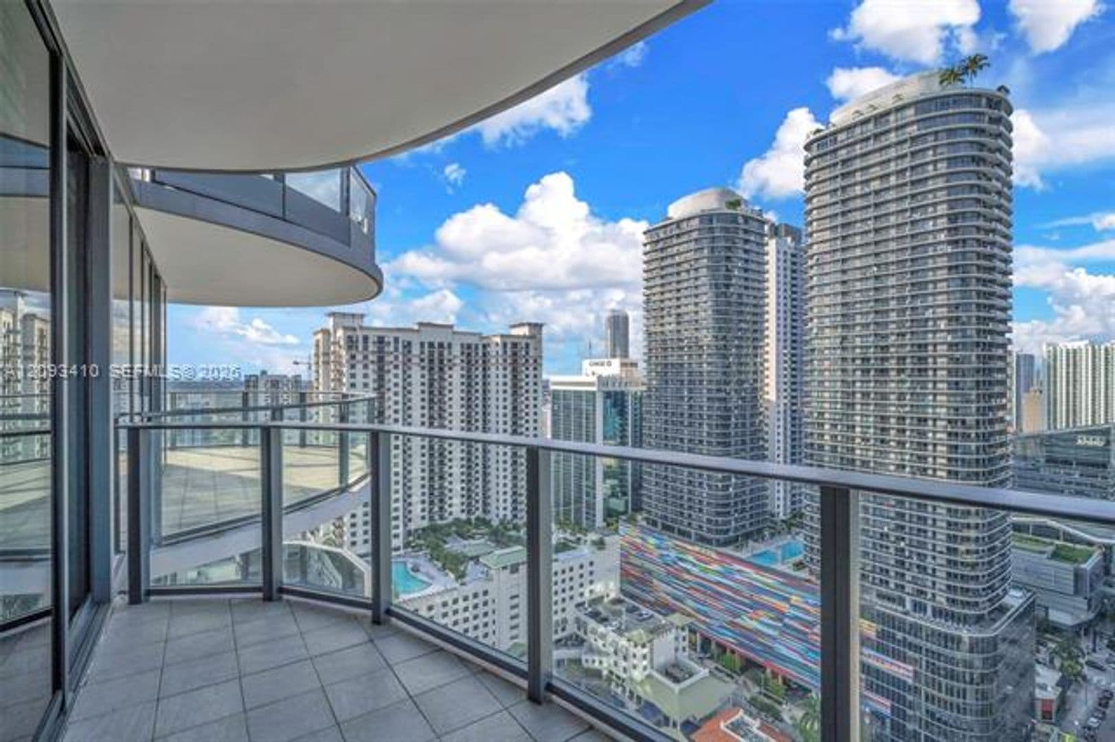 Miami Condo: 1000 Brickell Plz cu-3112