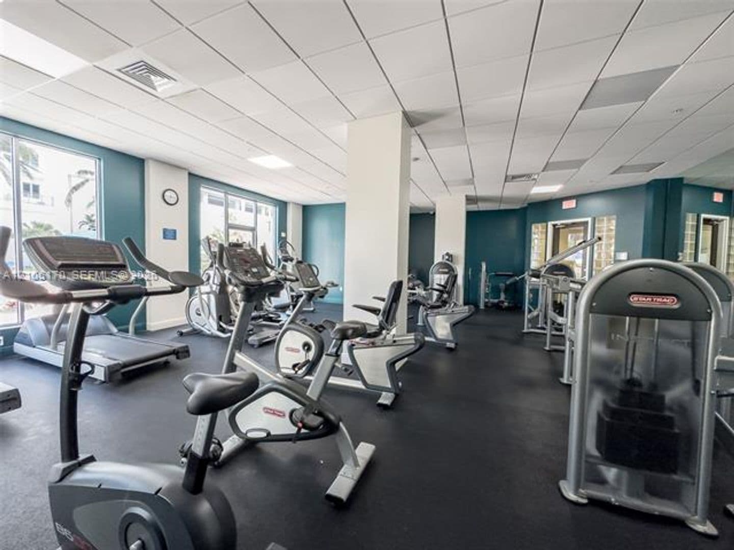 Hollywood Condo: 4001 S Ocean Dr cu-12B