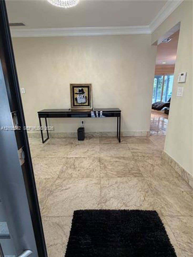 Miami House: 2215 NE 204th St # 2215