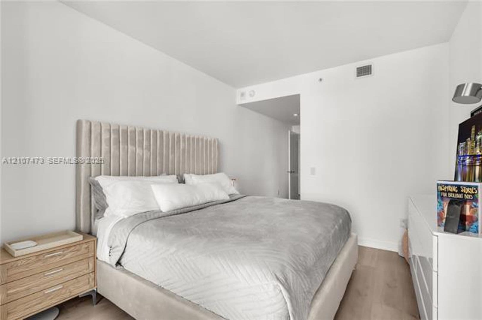 Miami Condo: 501 NE 31st St cu-1906
