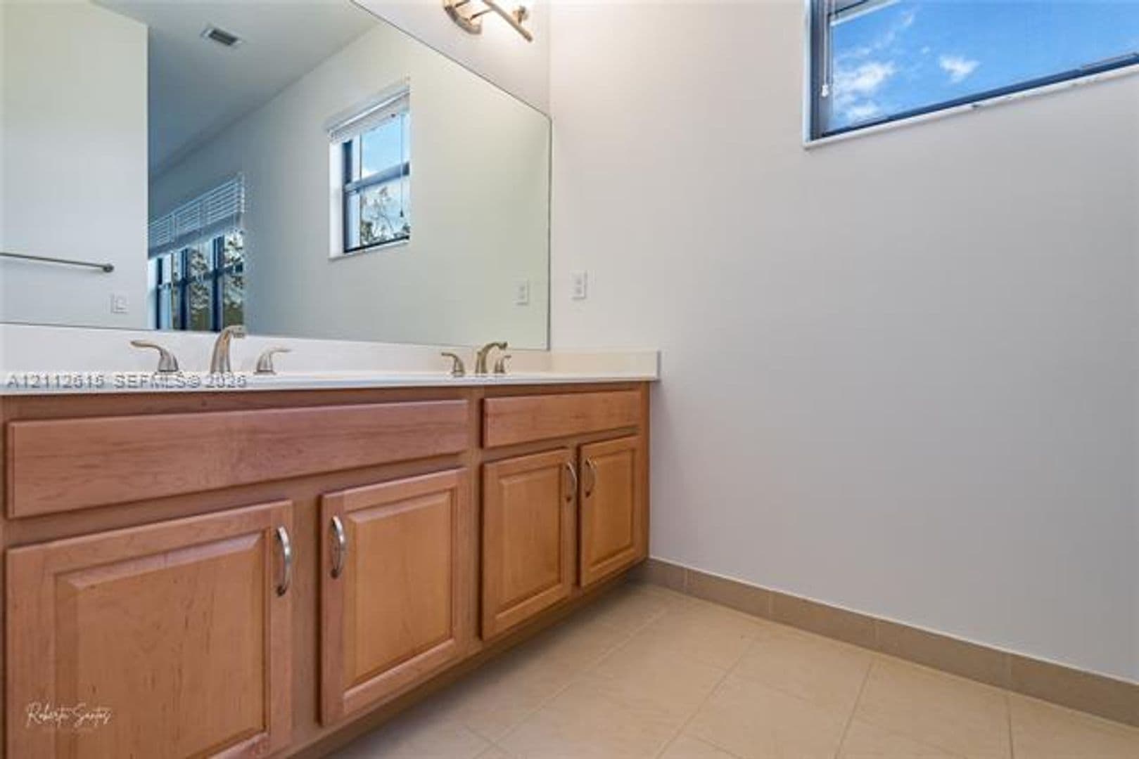 Miami House: 771 NE 191st St # 0
