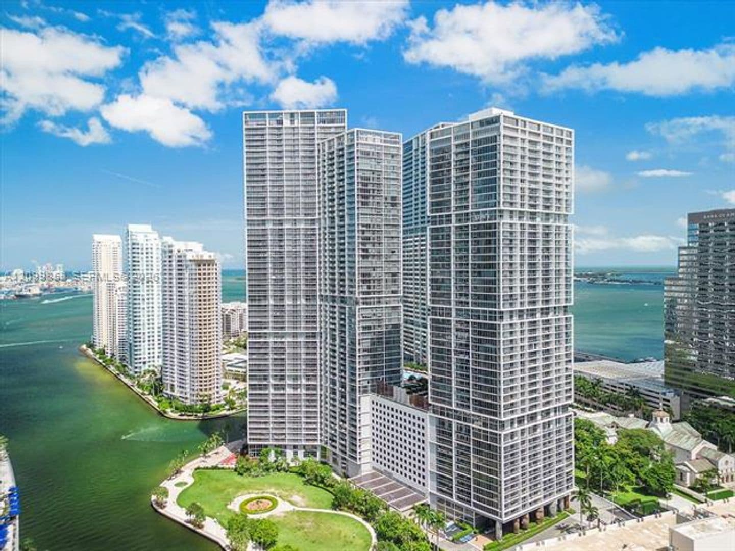 Miami Condo: 485 Brickell Ave cu-4309