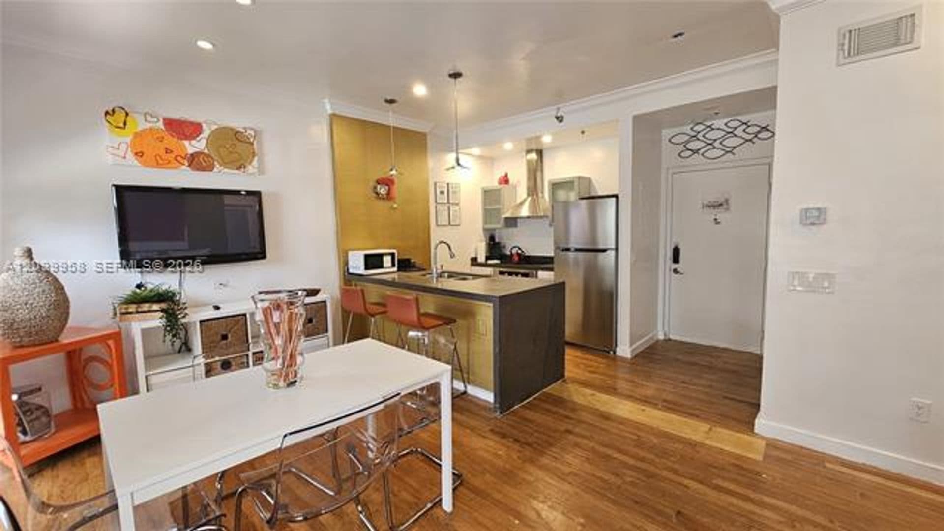 Miami Beach Condo: 130 3rd St cu-101