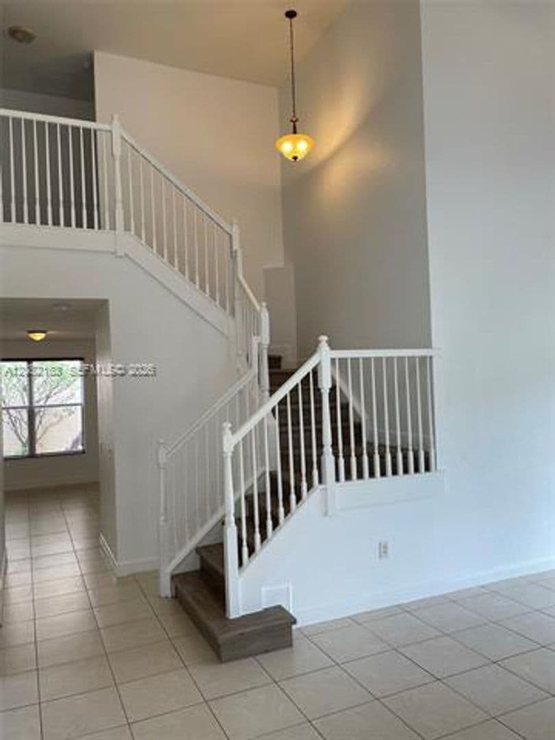 Miramar House: 17404 SW 47th Ct # 17404