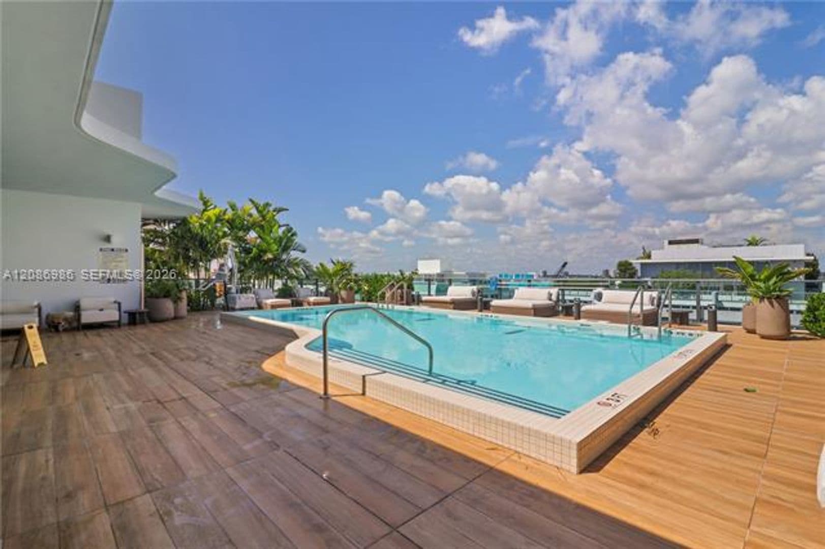 Bay Harbor Islands Condo: 9901 W Bay Harbor Dr cu-405